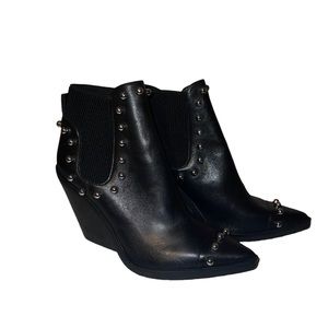 NWOT✨ Nine West Ankle Booties